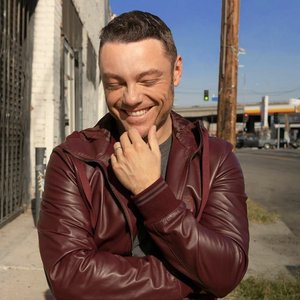Tiziano Ferro 的头像