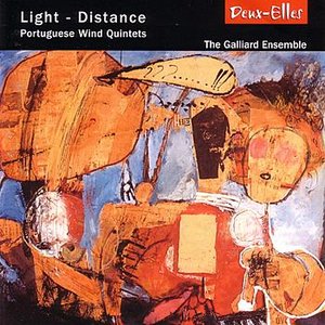 “Light - Distance: Portuguese Wind Quintets”的封面