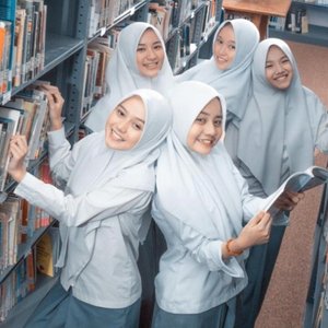 Putih Abu-abu 的头像