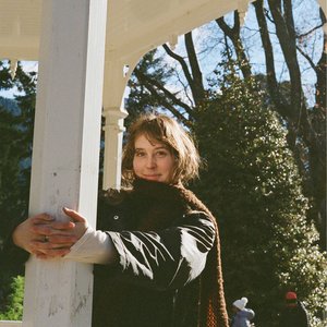 Violet Hirst 的头像