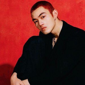 DEN 的头像