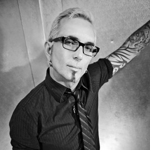 Изображение для 'Art Alexakis'