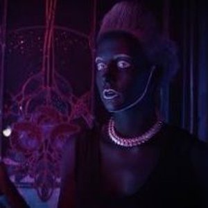Oscar and the Wolf ve Raving George 的头像