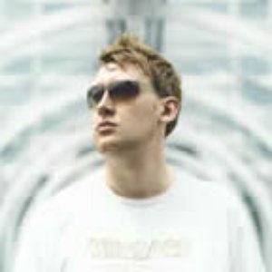 Kriss Dior 的头像