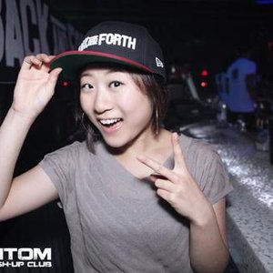 졸리브이 的头像