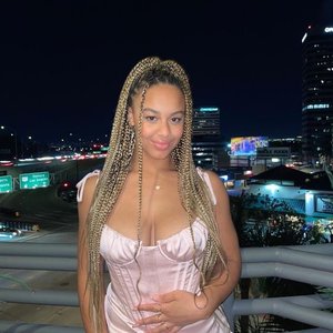 Avatar for Nia Sioux