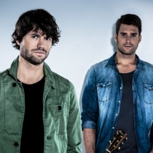 Avatar for Nick & Simon