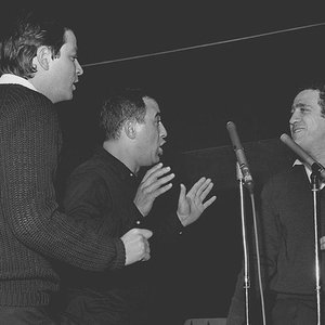 Shlishiyat Gesher Hayarkon 的头像