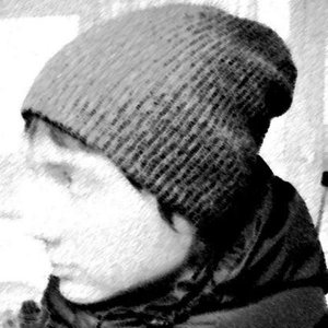 Alex Tiuniaev 的头像