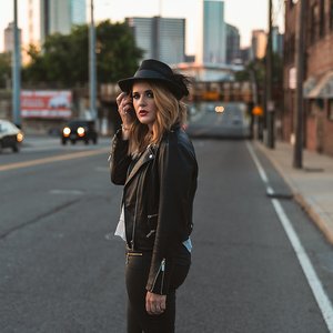 Elles Bailey için avatar