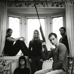 Holmes photo provided by Last.fm