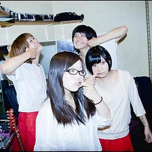 SKIRT NO NAKA