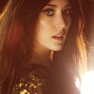 Aubrie Sellers のアバター