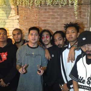 727 Clique 的头像