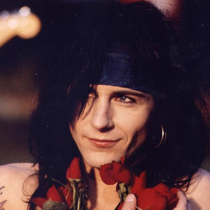 Phil Lewis photo provided by Last.fm