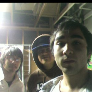 Riot Team 的头像