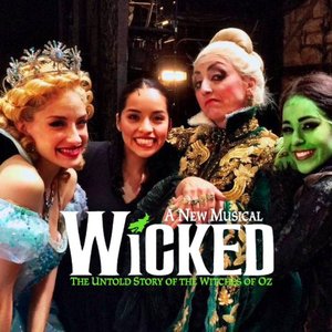 Elenco Original Wicked México 的头像