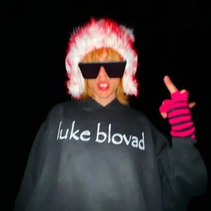 Luke Blovad - Single