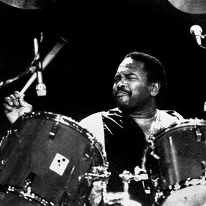 Alphonse Mouzon のアバター