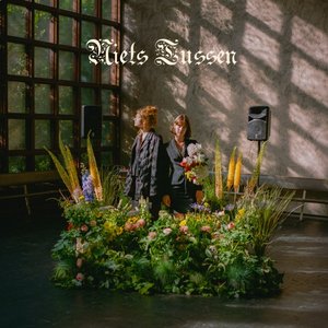 Niets Tussen - Single