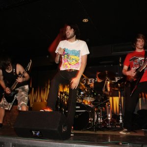 13 Bullets 的头像