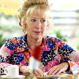 Loes Luca photo provided by Last.fm