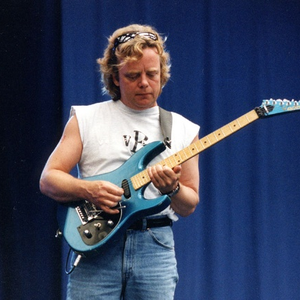 Ian Crichton photo provided by Last.fm