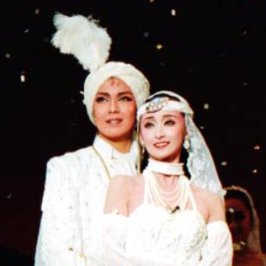 姿月あさと, 花總まり 的头像