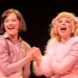 Louise and June 的头像