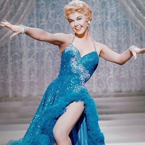 Avatar for Dean Martin & Doris Day