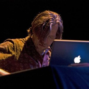 FOOD feat. Nils Petter Molvær & Christian Fennesz 的头像
