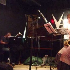 Matana Roberts Quartet 的头像