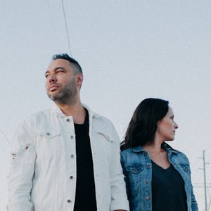 Brad & Rebekah 的头像