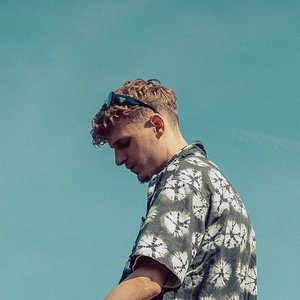 Camo23 的头像