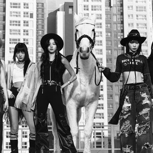 UNFORGIVEN (feat. Nile Rodgers) 的头像