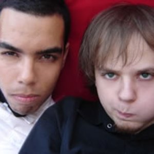 Réu e Condenado E Kátia Aguiar 的头像