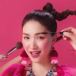 Tết Xa Hoá Gần