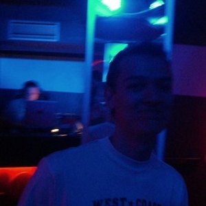 DJ cLuBBy 的头像