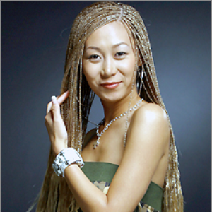 에스더 photo provided by Last.fm