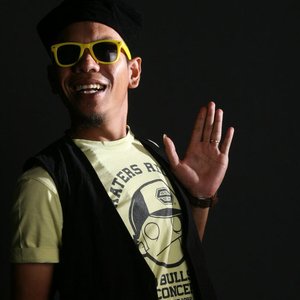 Avatar for Buset