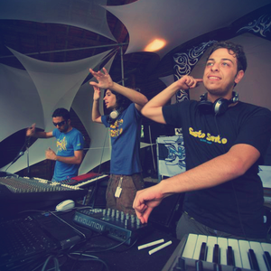 Sesto Sento photo provided by Last.fm