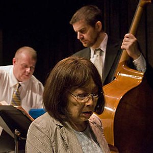 Toshiko Akiyoshi Trio 的头像