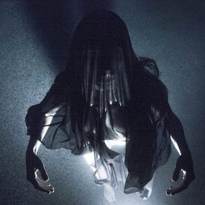 Femme Couverte - Single