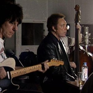 Tom Jones With Jeff Beck 的头像