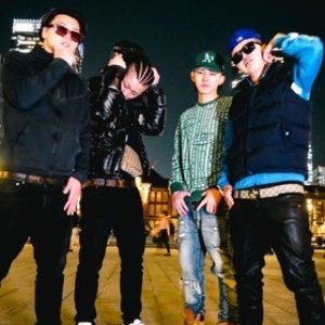 DownTownDogs 的头像