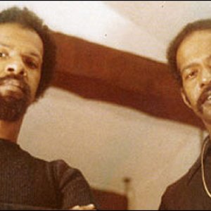 The Mizell Brothers 的头像