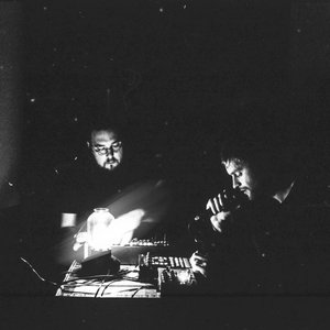 Teahouse Radio & Skeldos 的头像