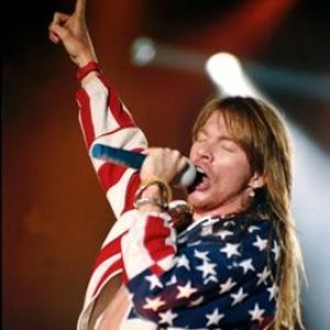 'W. Axl Rose'の画像