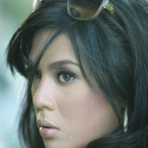 Nikki Gil için avatar