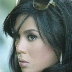 Nikki Gil 的头像